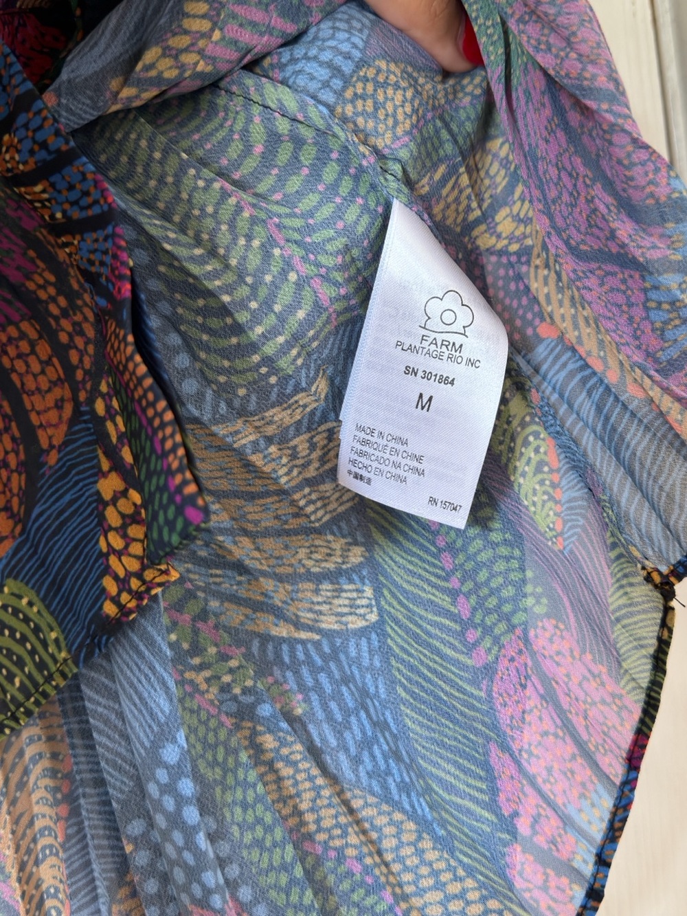FARM Rio Multicolor Pleated‎ Button-Down Shirt - Picture 4 of 4